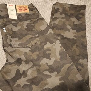 NWT Levi's Camouflage Skinny Jeans 18wm